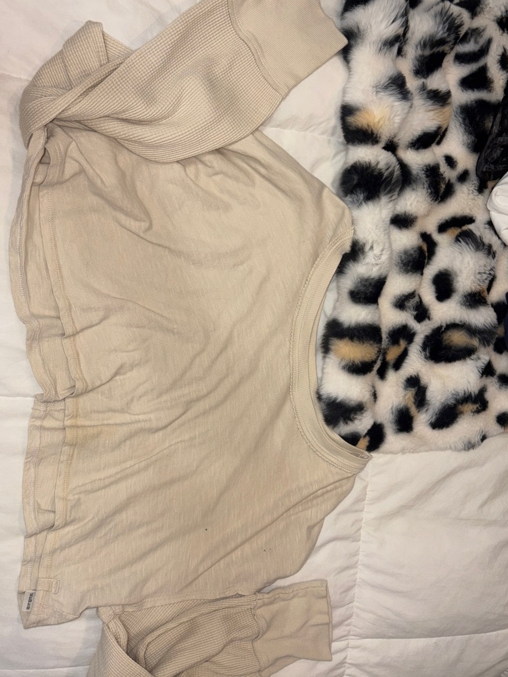 free people we the free crop tan long sleeve crop top - Picture 2 of 4